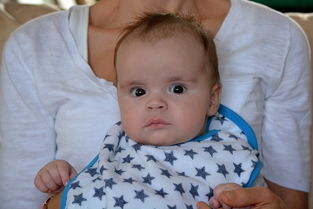 医院代怀生子多久开始认人